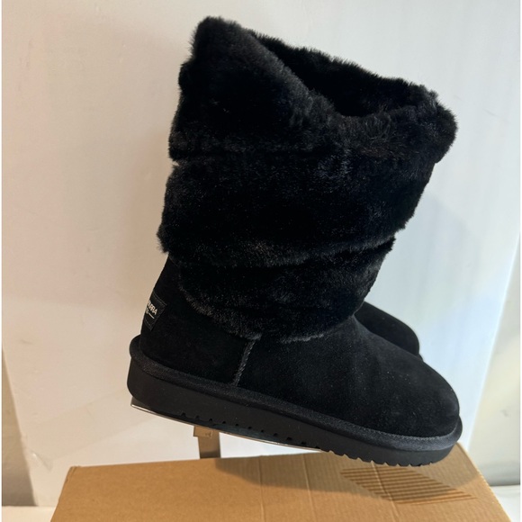Koolaburra by UGG Women's Dezi Short Mid Calf Black Boot NWT size 5 - Picture 1 of 9